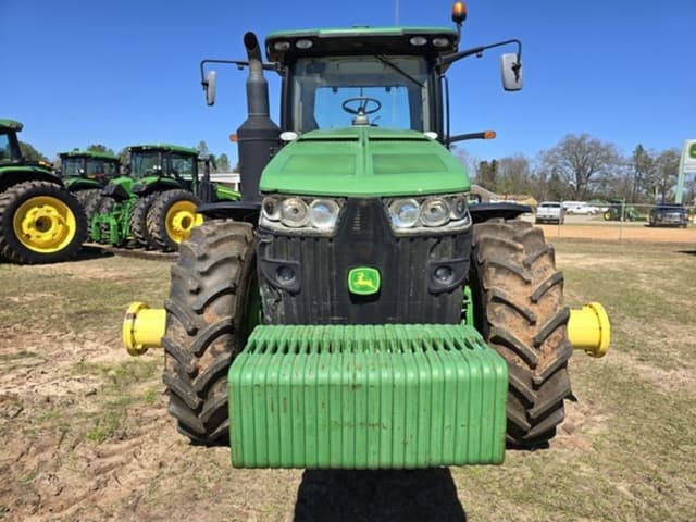 Image of John Deere 8370R equipment image 1