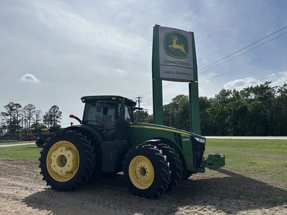 2015 John Deere 8370R Equipment Image0