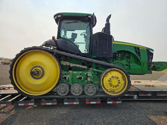 Image of John Deere 8370RT equipment image 2