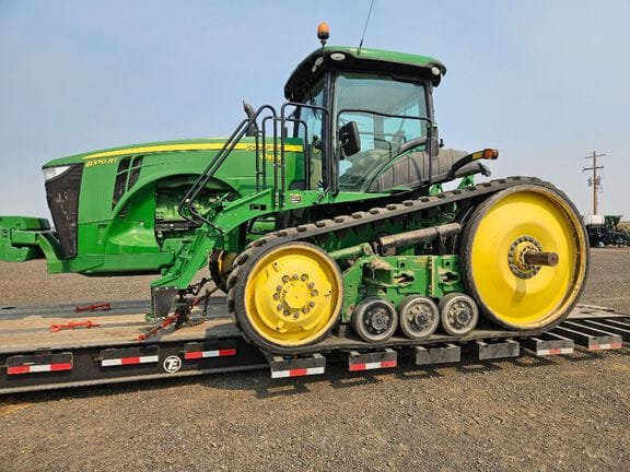 2015 John Deere 8370RT Equipment Image0