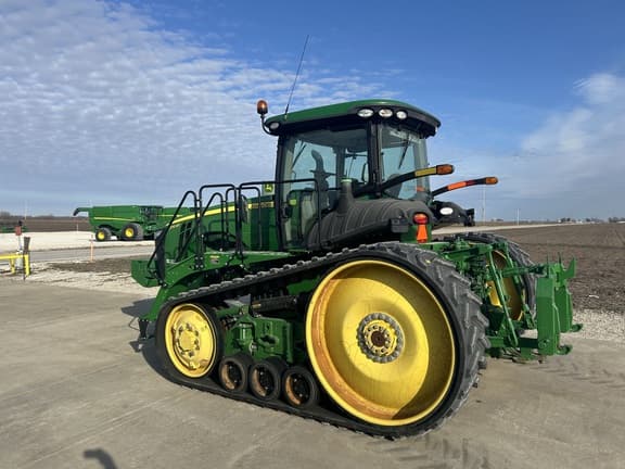 Image of John Deere 8370RT equipment image 1