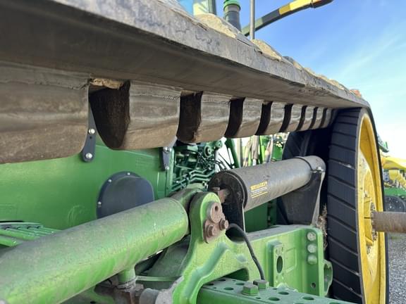 Image of John Deere 8370RT equipment image 3
