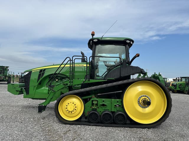 Image of John Deere 8370RT equipment image 2