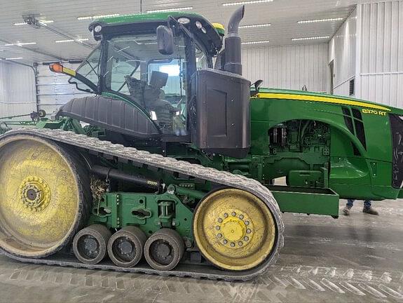 Image of John Deere 8370RT equipment image 1