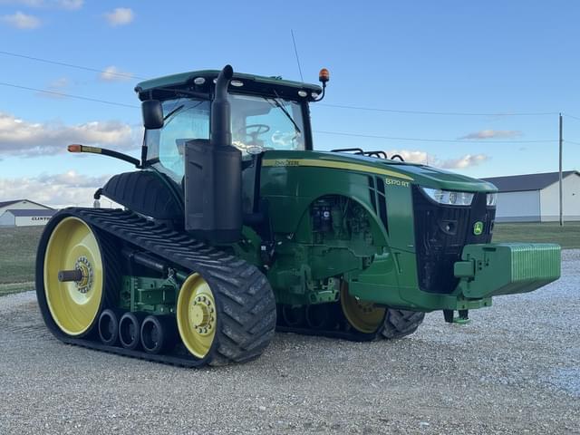 Image of John Deere 8370RT equipment image 1