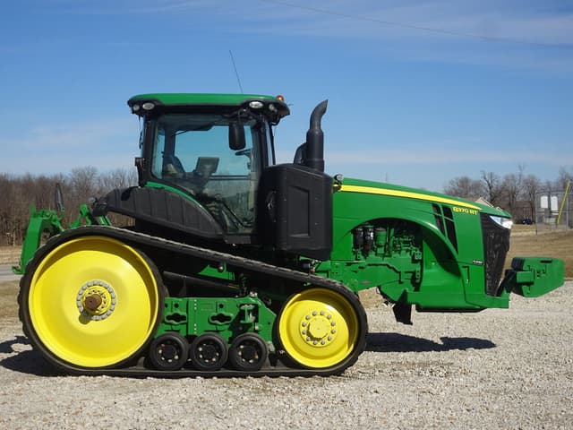 Image of John Deere 8370RT equipment image 3
