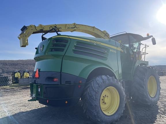 Image of John Deere 8500 equipment image 3
