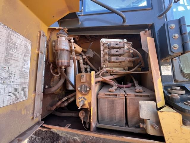 Image of John Deere 850K LGP equipment image 4