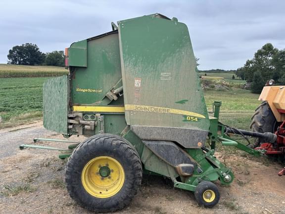 Image of John Deere 854 equipment image 4