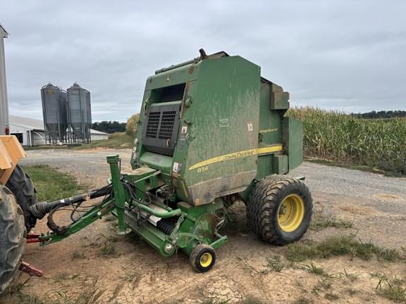 Image of John Deere 854 Primary image