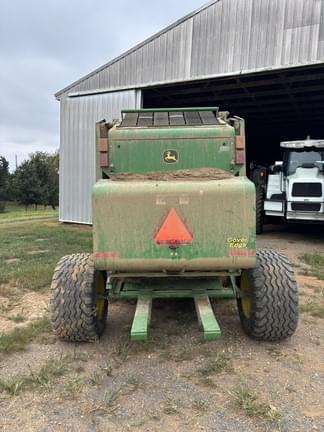 Image of John Deere 854 equipment image 1