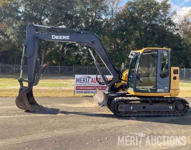 Image of John Deere 85G equipment image 2