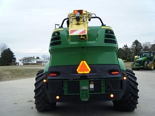 Main image John Deere 8600 4