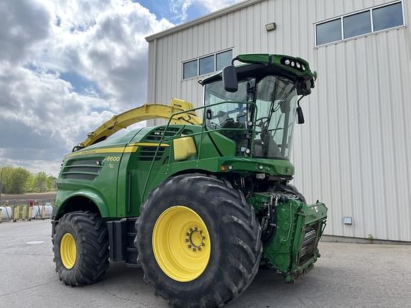 Image of John Deere 8600 Primary image