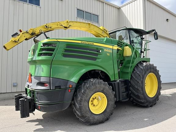 Image of John Deere 8600 equipment image 2
