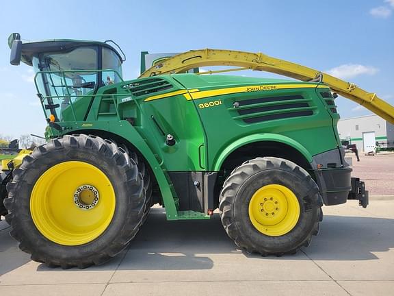 Image of John Deere 8600i equipment image 1