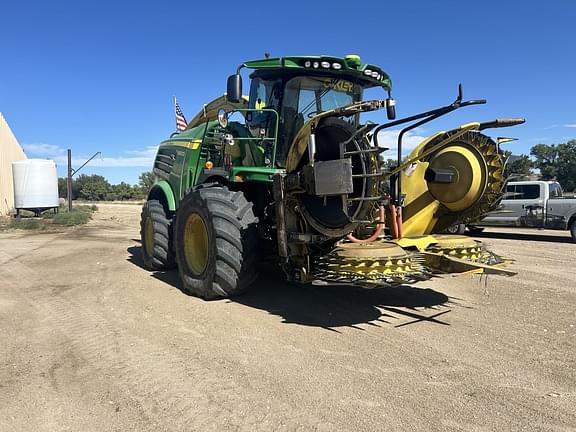 Image of John Deere 8600 equipment image 3