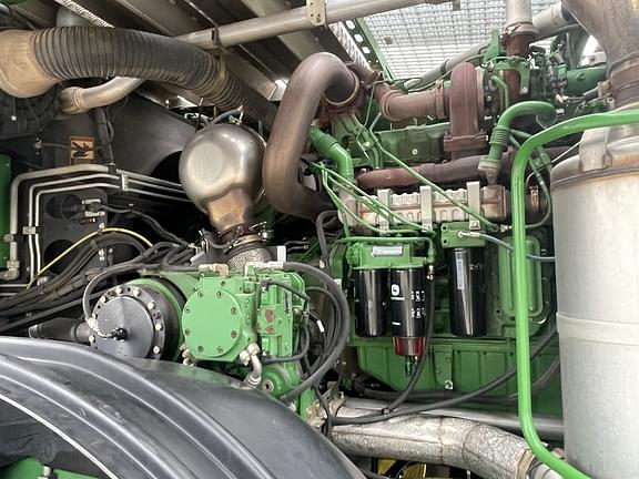 Image of John Deere 8600 equipment image 4