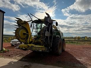 Main image John Deere 8600 10