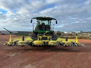 Main image John Deere 8600 3