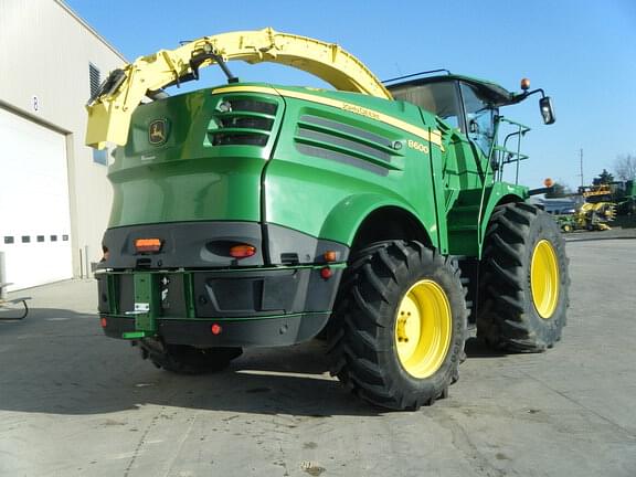 Image of John Deere 8600 equipment image 2