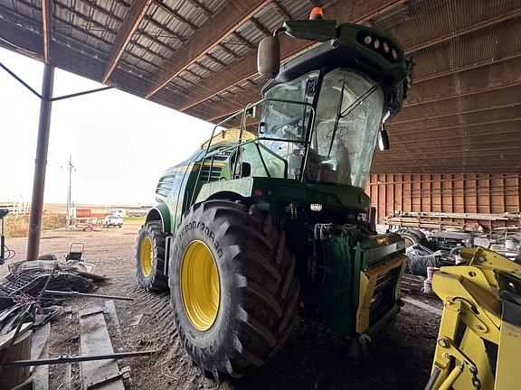 Image of John Deere 8600 equipment image 4