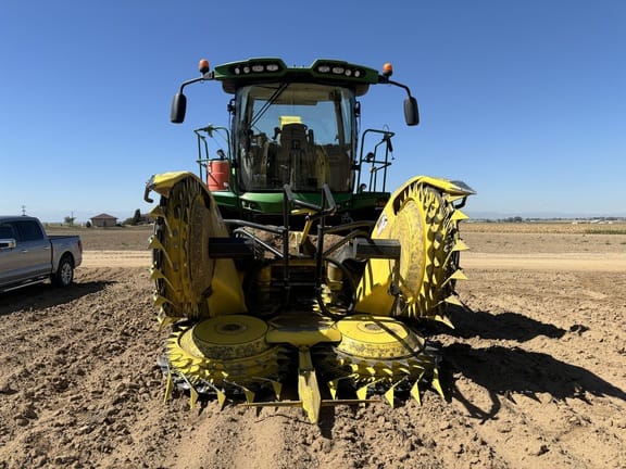 2015 John Deere 8600 Equipment Image0