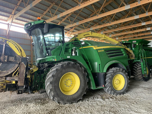 2015 John Deere 8600 Equipment Image0