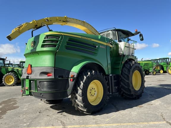 Image of John Deere 8600 equipment image 4