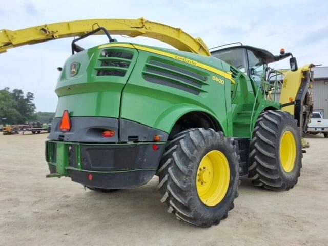 Image of John Deere 8600 equipment image 4