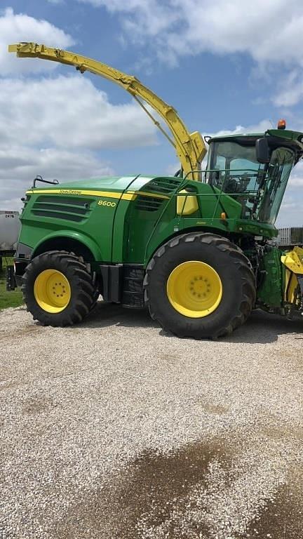 Image of John Deere 8600 equipment image 2