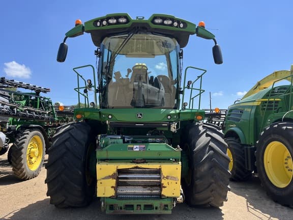 Image of John Deere 8600 equipment image 4