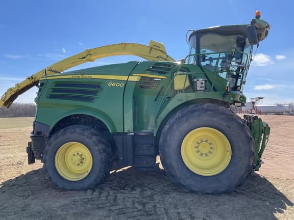 Image of John Deere 8600 Primary image