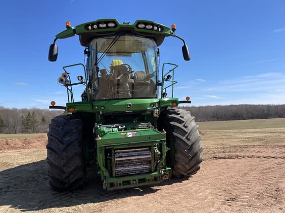 Image of John Deere 8600 equipment image 2
