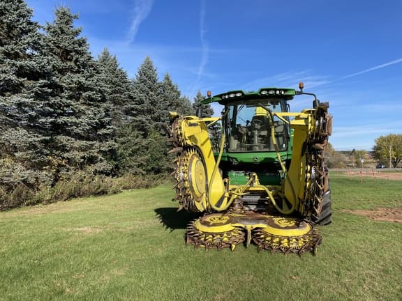 Image of John Deere 8600 equipment image 2
