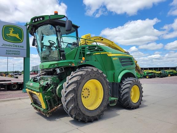Image of John Deere 8800 Primary image
