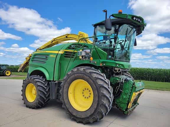 Image of John Deere 8800 equipment image 4