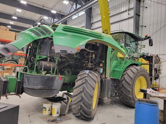 Image of John Deere 8800 equipment image 4