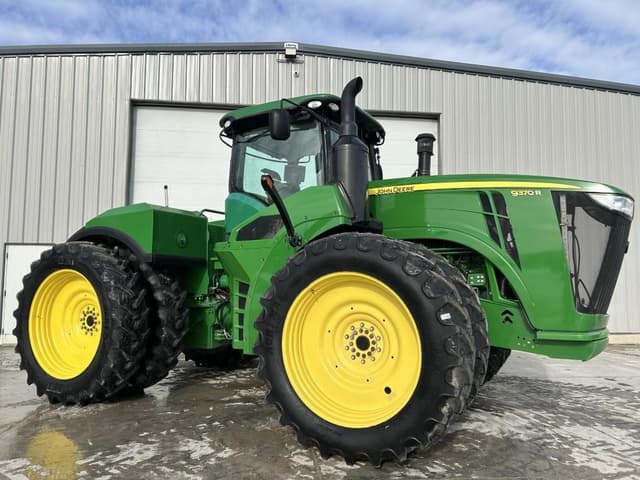 Image of John Deere 9370R equipment image 1