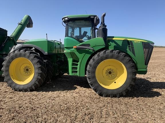 Image of John Deere 9370R equipment image 3