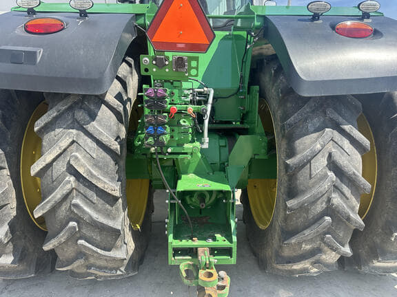 Image of John Deere 9420R equipment image 2