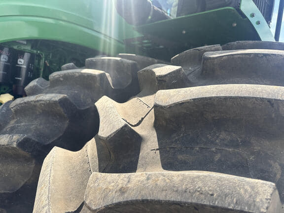 Image of John Deere 9420R equipment image 3