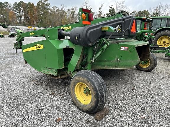 Image of John Deere 946 equipment image 4