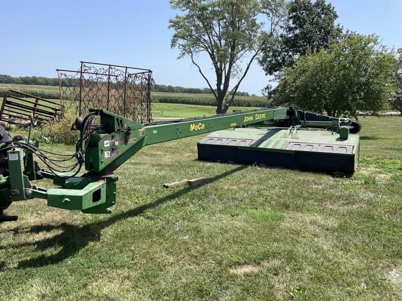 2015 John Deere 946 Equipment Image0