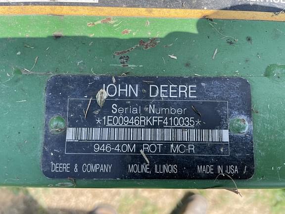 Image of John Deere 946 equipment image 3