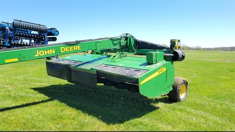 2015 John Deere 946 Equipment Image0
