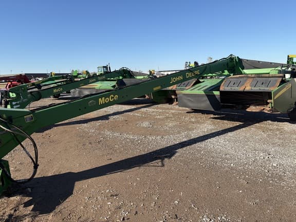 Image of John Deere 946 Primary image