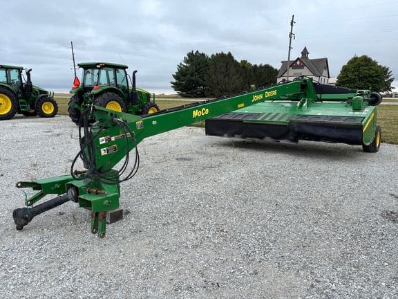 2015 John Deere 946 Equipment Image0