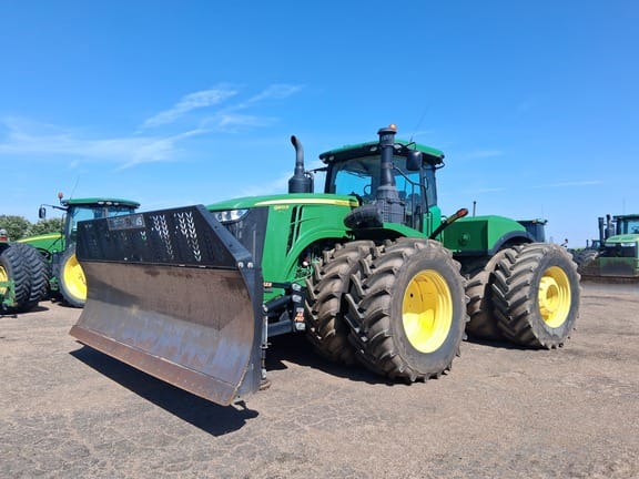 2015 John Deere 9470R Equipment Image0
