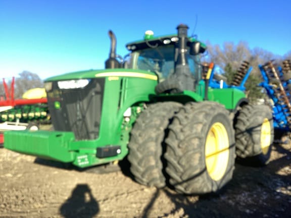 2015 John Deere 9470R Equipment Image0